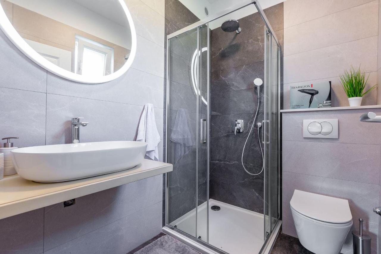 Mp Luxury Holiday Home With Swimming Pool 자다르 외부 사진
