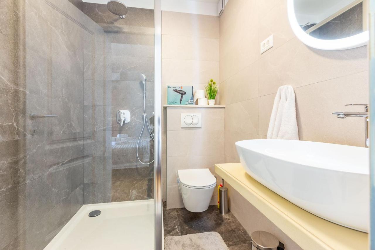 Mp Luxury Holiday Home With Swimming Pool 자다르 외부 사진
